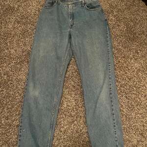 Levis Jeans Womens Size 14 L Blue Vintage 550 Relaxed Tapered Retro Classic